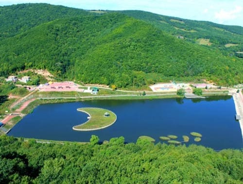 双鸭山青山国家森林公园