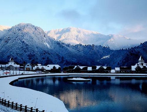 四川西岭雪山旅游景区
